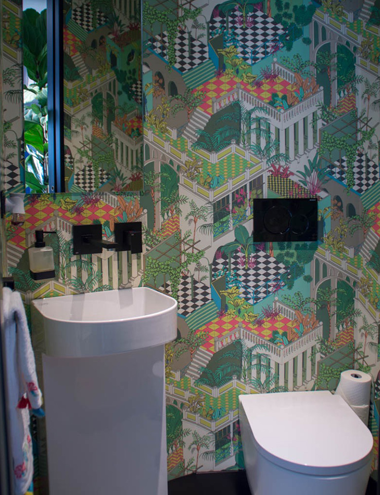Bathroom 02